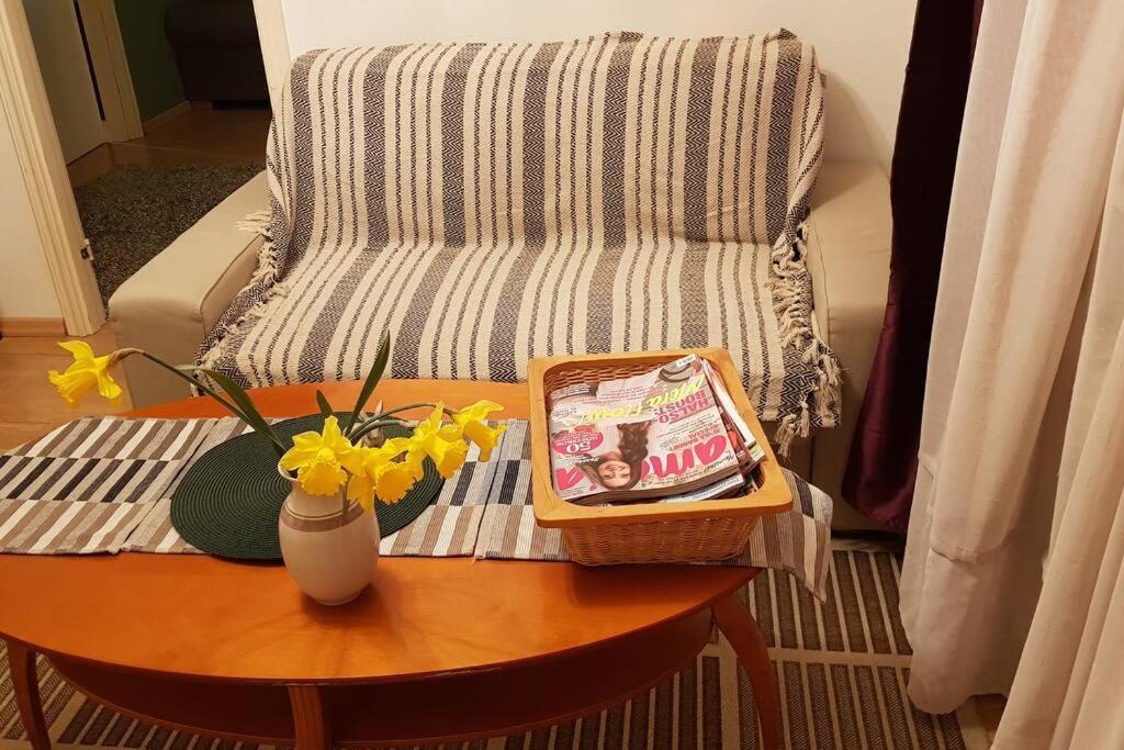 Trevligt Hus Med Egen Gard Och Fri Wifi, Emmaboda Kommun, Lindas Exterior foto
