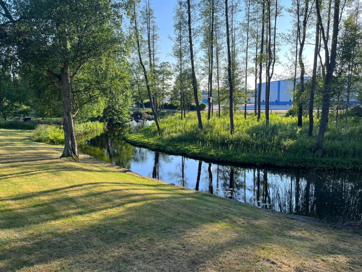Trevligt Hus Med Egen Gard Och Fri Wifi, Emmaboda Kommun, Lindas Exterior foto